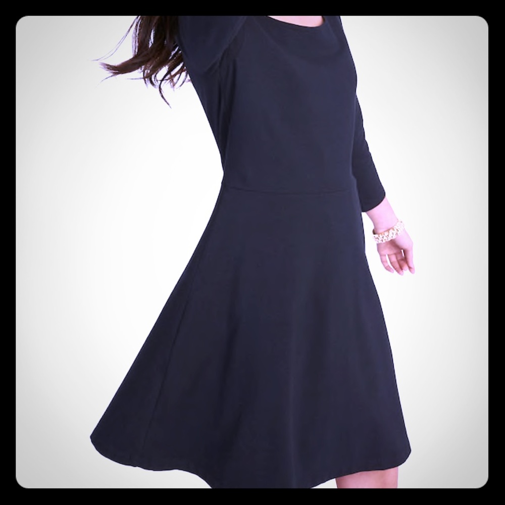 2 old navy black fit and flare dresses